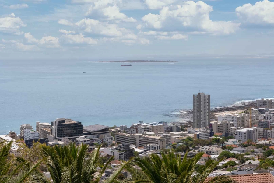 4 Bedroom Property for Sale in Fresnaye Western Cape